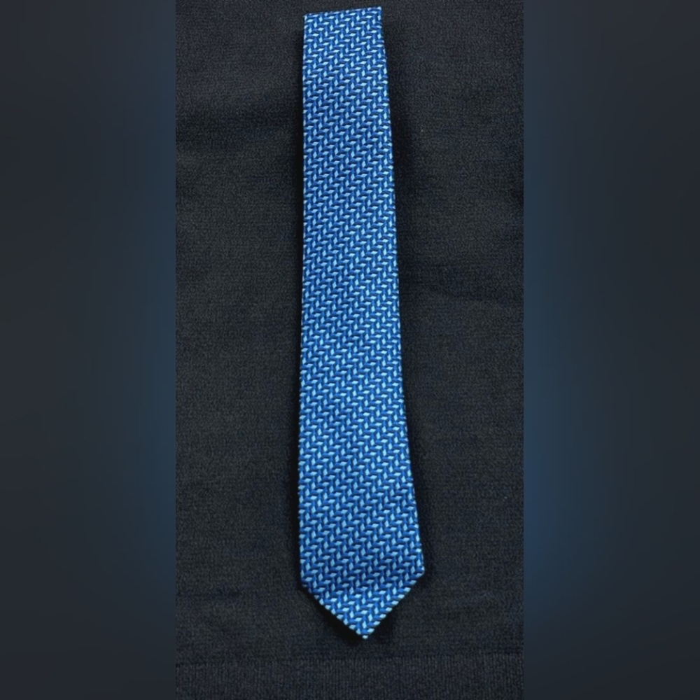 NWOT EMPORIO ARMANI 👔 100% Silk ◇ Blues And Black Patterned Men's Tie
